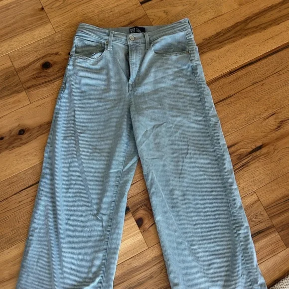 NWOT Gap wide leg ankle Jean railroad stripe 28 long - Picture 3 of 4